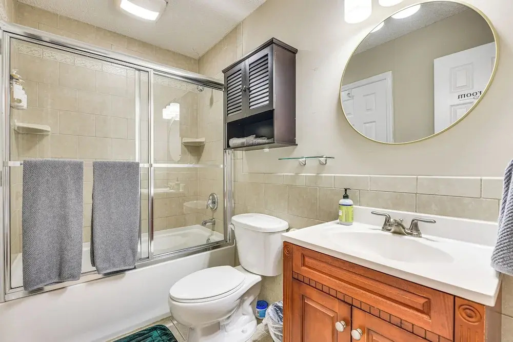 Pet friendly Charlotte Home w Deck Near Uptown