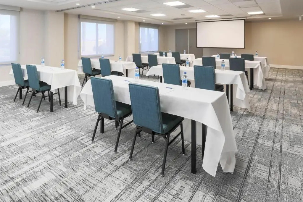 Four Points by Sheraton, Ontario-Rancho Cucamonga