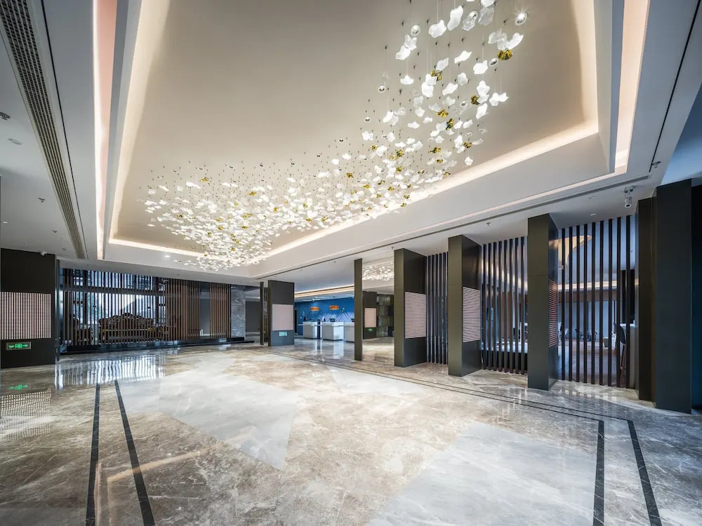 Holiday Inn Express Xinji City Center by IHG