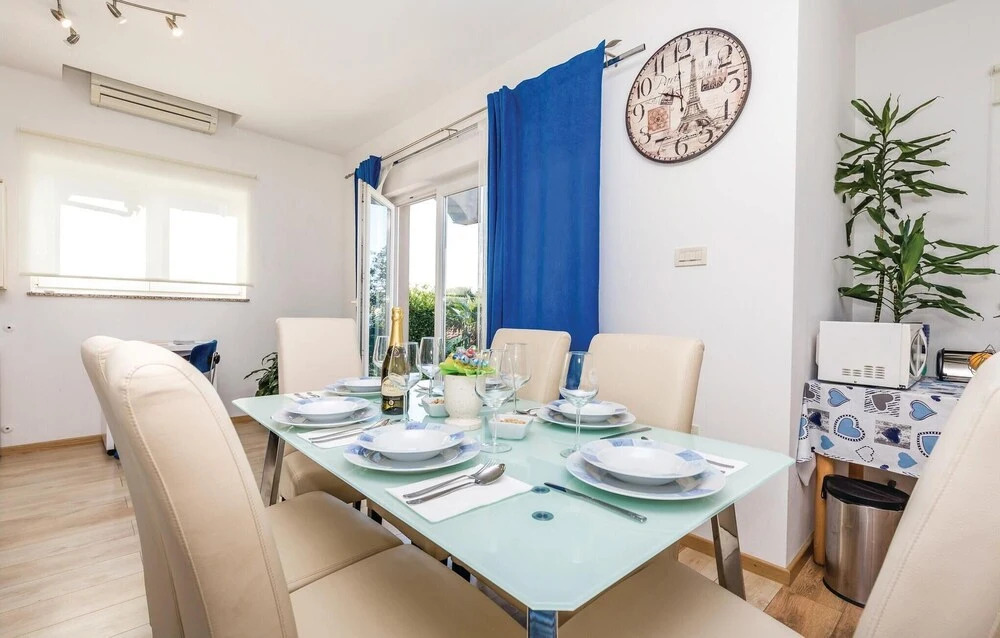 Stunning Home in Rijeka With Wifi and 2 Bedrooms