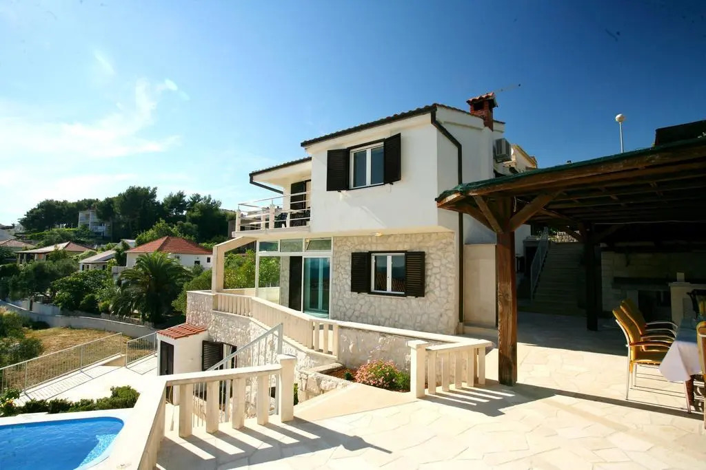 Villa Damjan