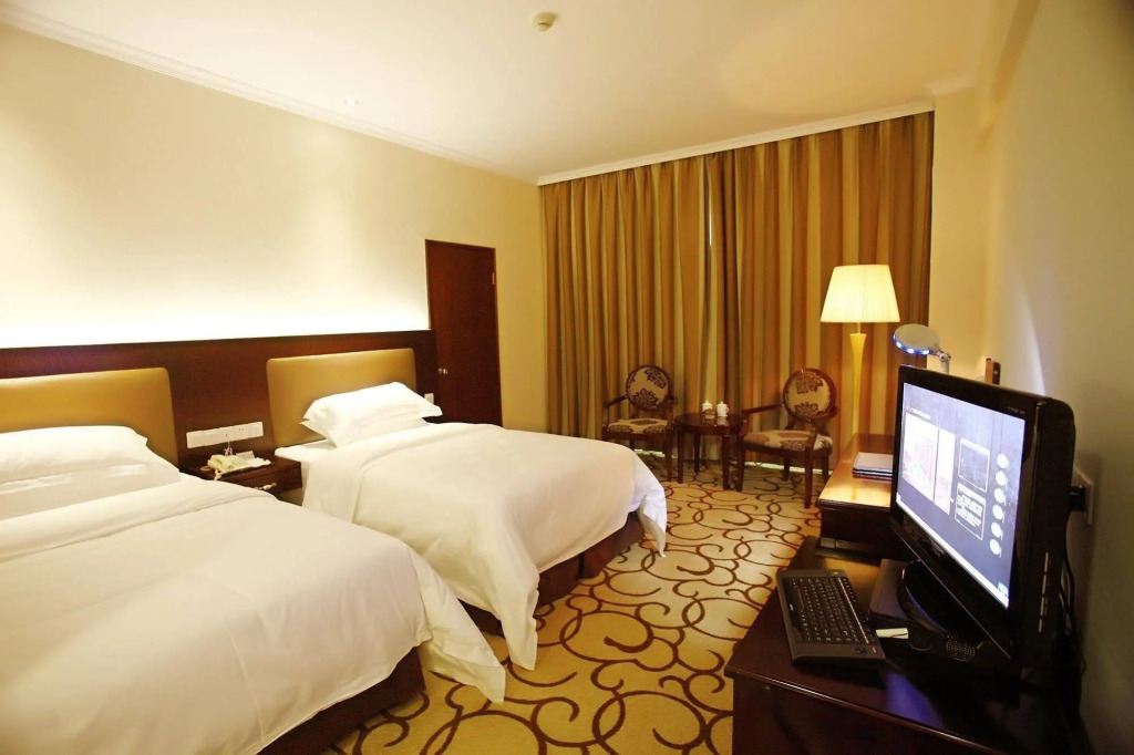 Carefree Hotel