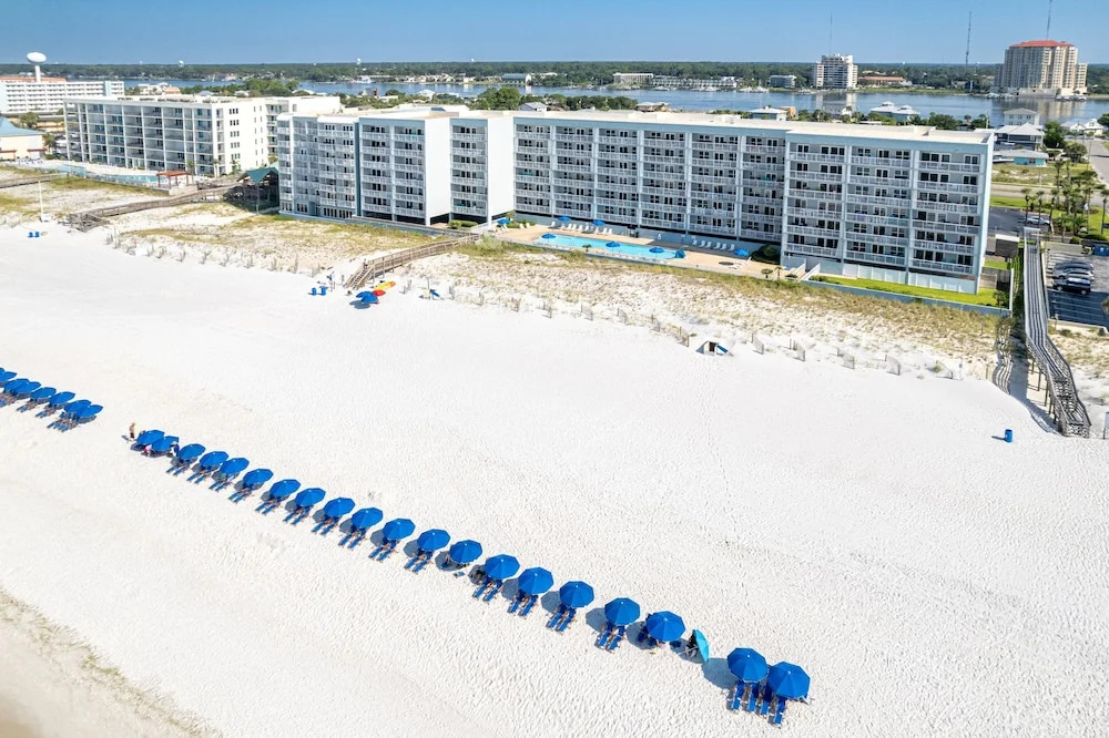Islander Beach Resort 407 1 Bedroom Condo