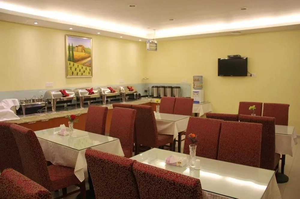 Hanting Hotel Jinan Yaoqiang International Airport