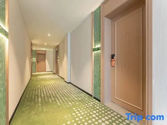 Vienna 3 Best Hotel (Jinan Second Ring South Road Shandong University Xinglong Campus)