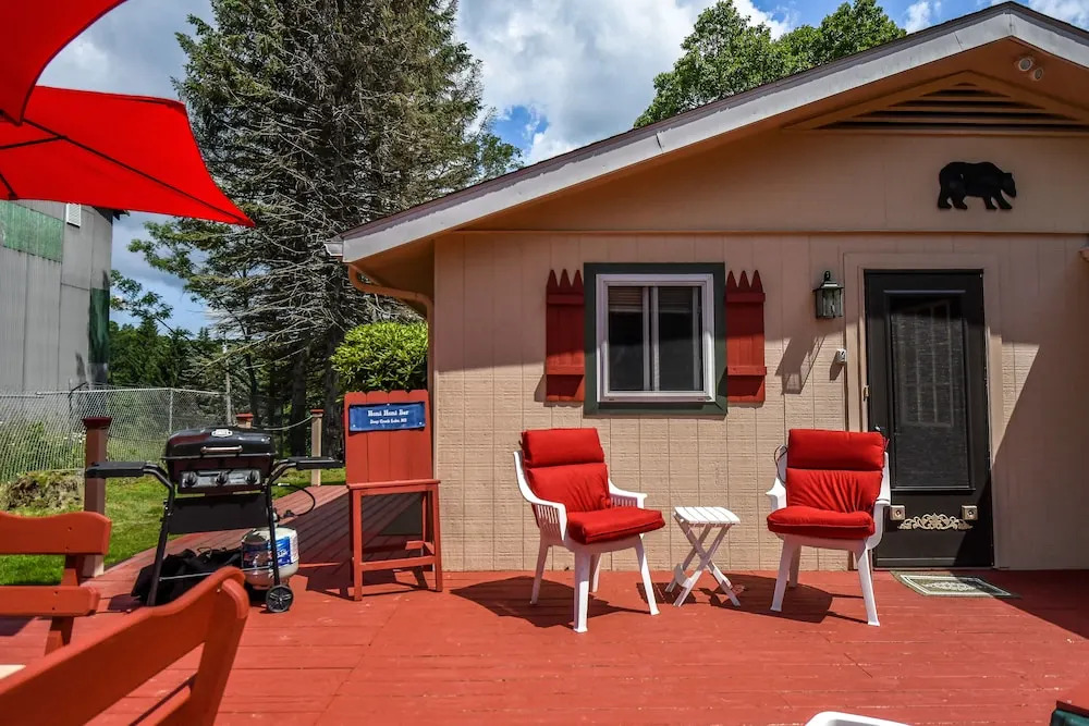 Wild Bear Cottage