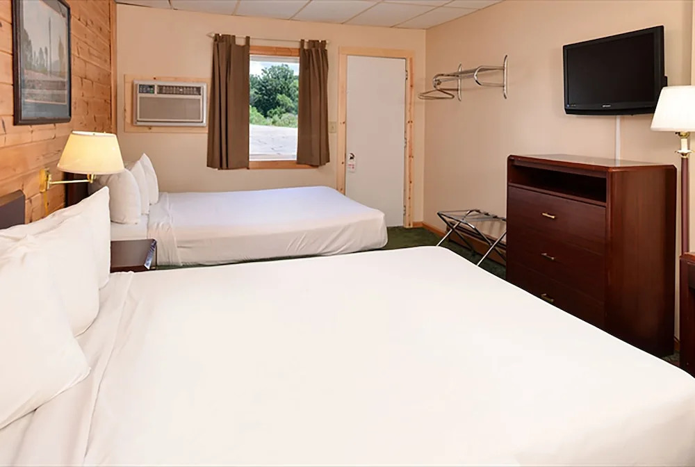 Cruise Inn RV Park and Lodging