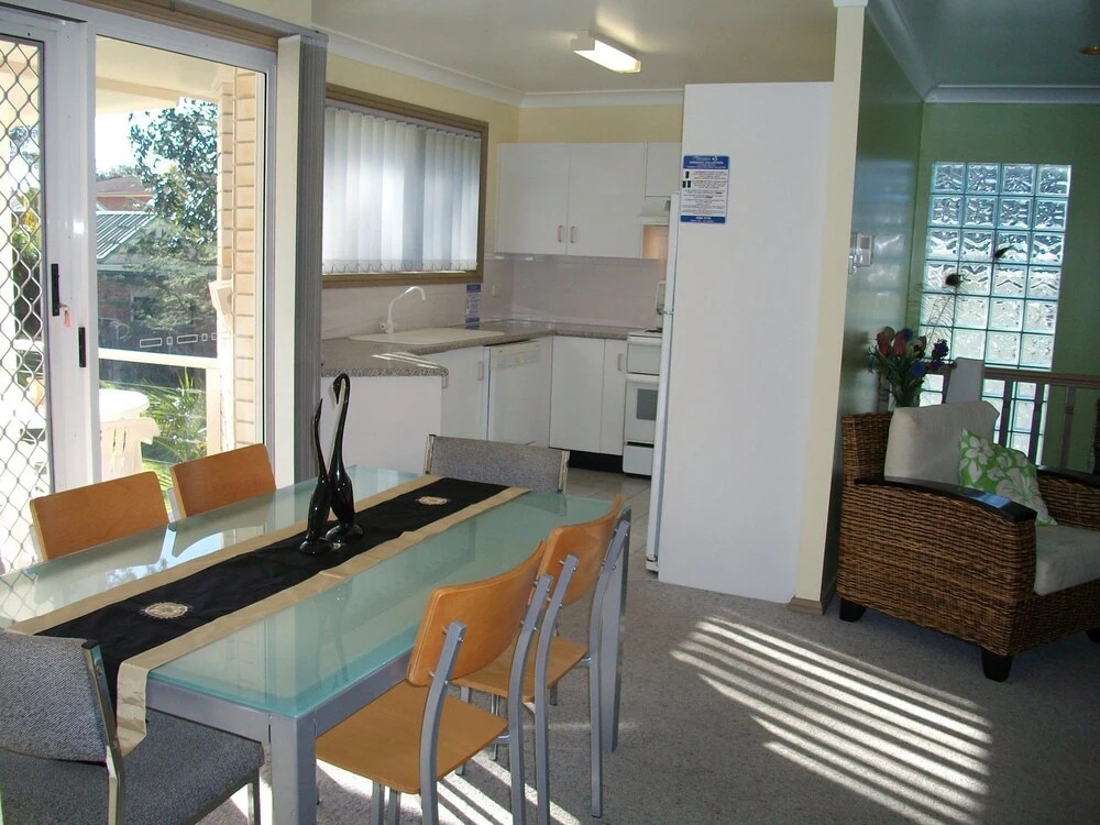 The Peninsula, Duplex 02, 14