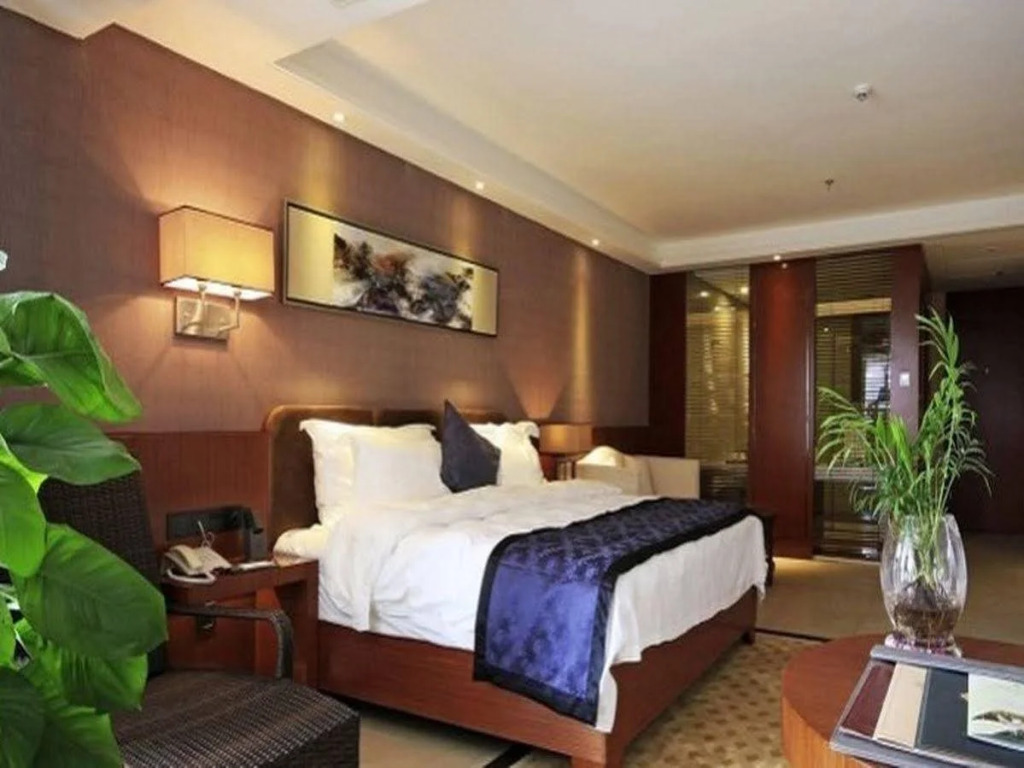Hotspring Peninsula Resort Hotel