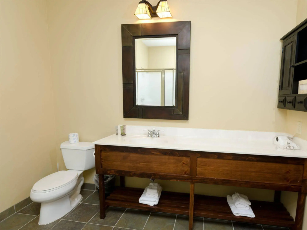 Soaring Eagle Lodge