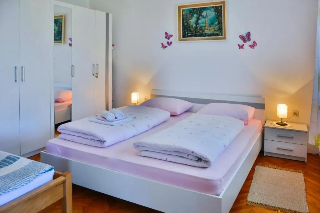 Apartment Skale