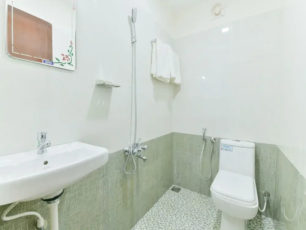 OYO 14866 Home Elegant Stay Kochi Airport