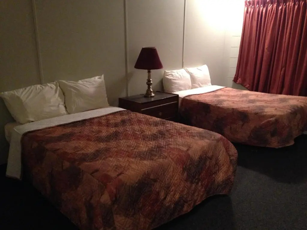 Macklin Motor Inn