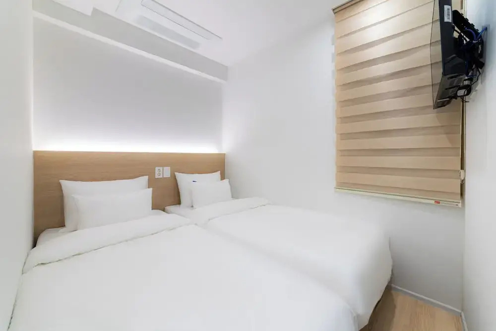 Hi Seoul Hostel West