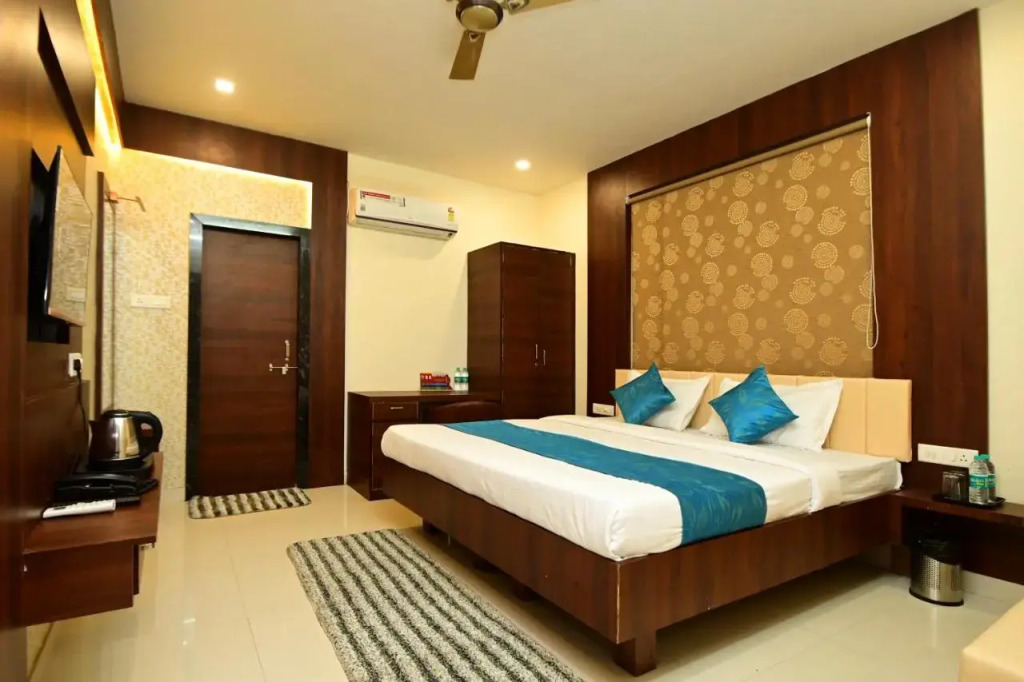 Hotel Hallmark By THC Group