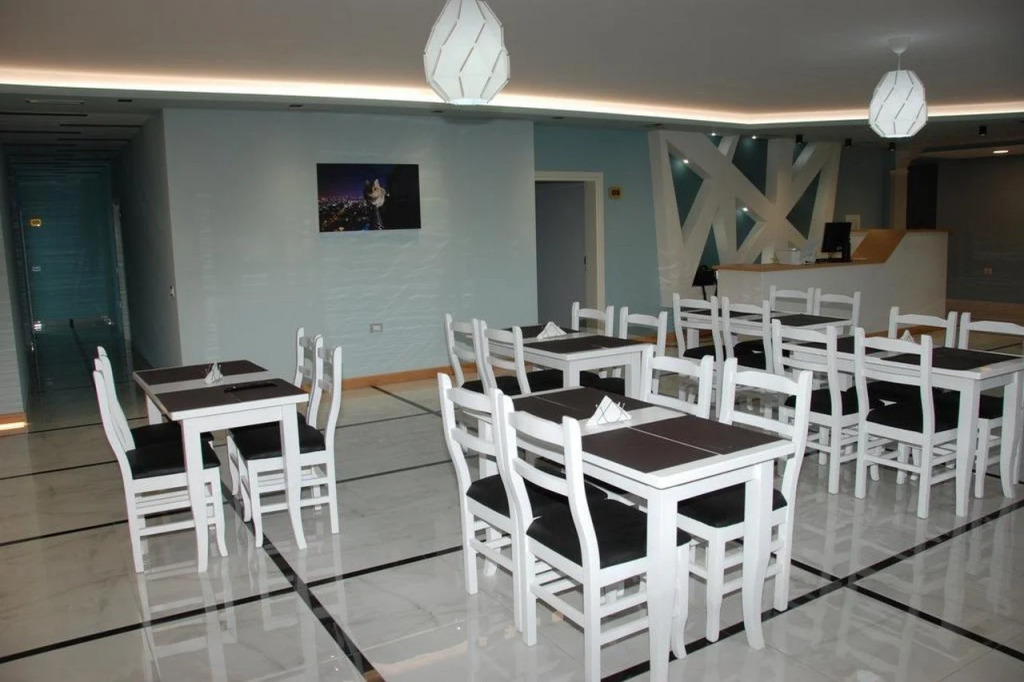 Oceanic Overview Suites