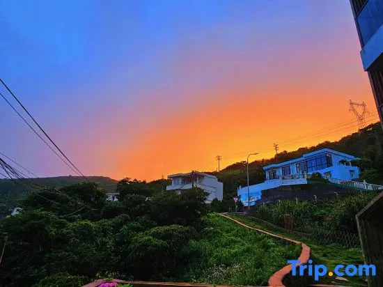 Shengwu Hai Homestay (Bianjiao Colorful Village Viewing Platform Branch)