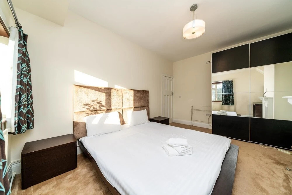 NEW Stunning 3 Bedroom House Centre Wembley