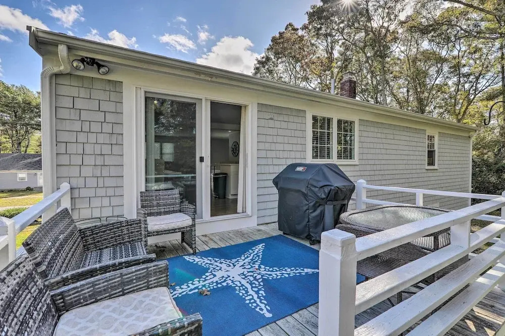 Pool Table + Fire Pit: Wooded Hyannis Haven!