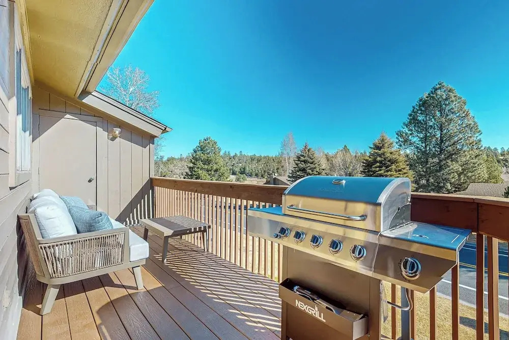 Near Hiking & Biking! Flagstaff Condo w/ Grill