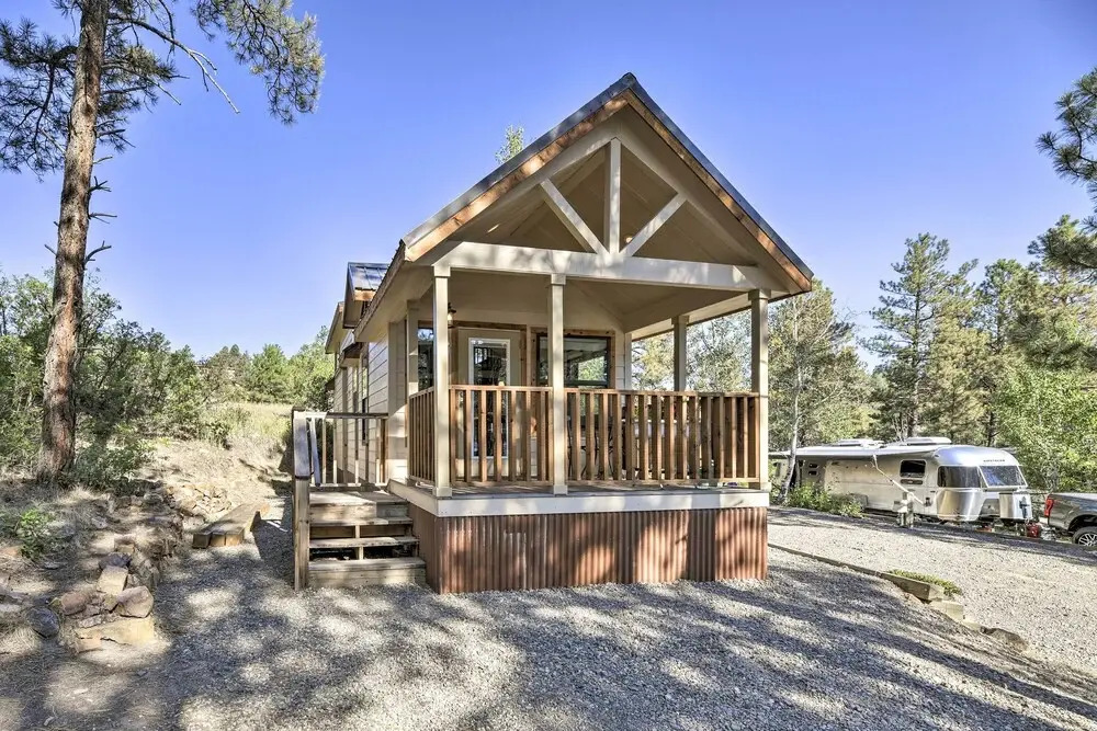 Roomy Pagosa Springs Tiny Cabin: 1 Mi to Downtown