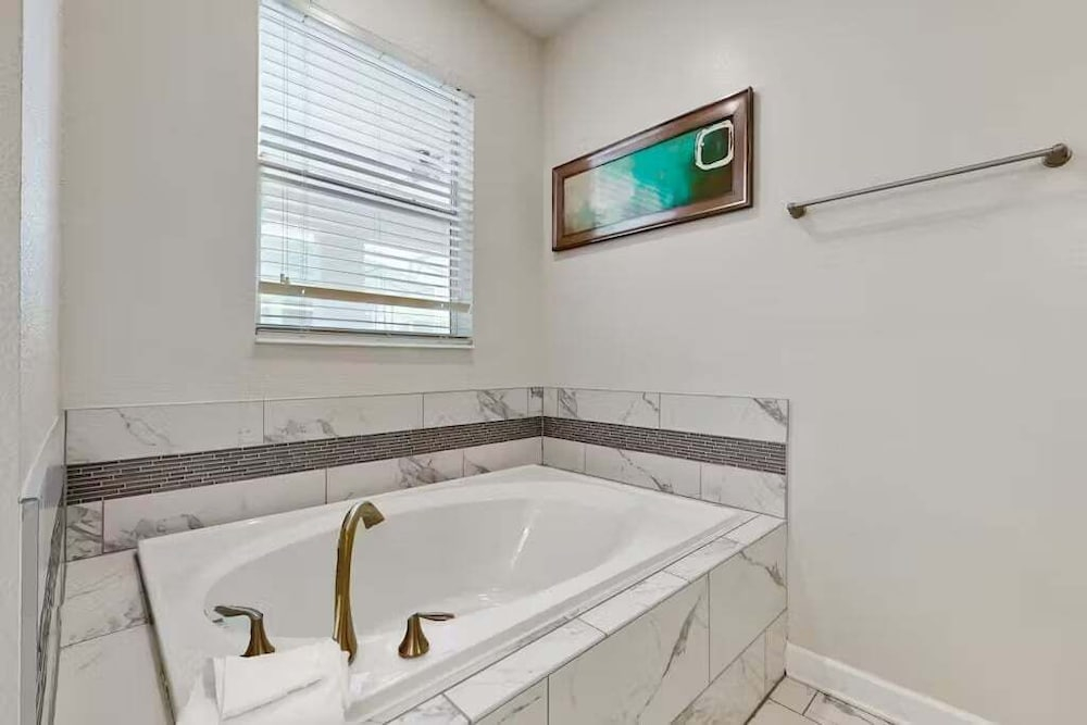 1580sbd-the Retreat At Championsgate 8 Bedroom Villa