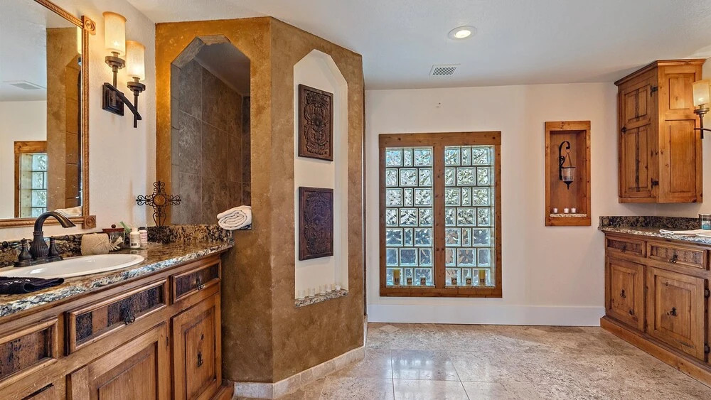Decked Out On Marbury 4 Bedroom Home by RedAwning