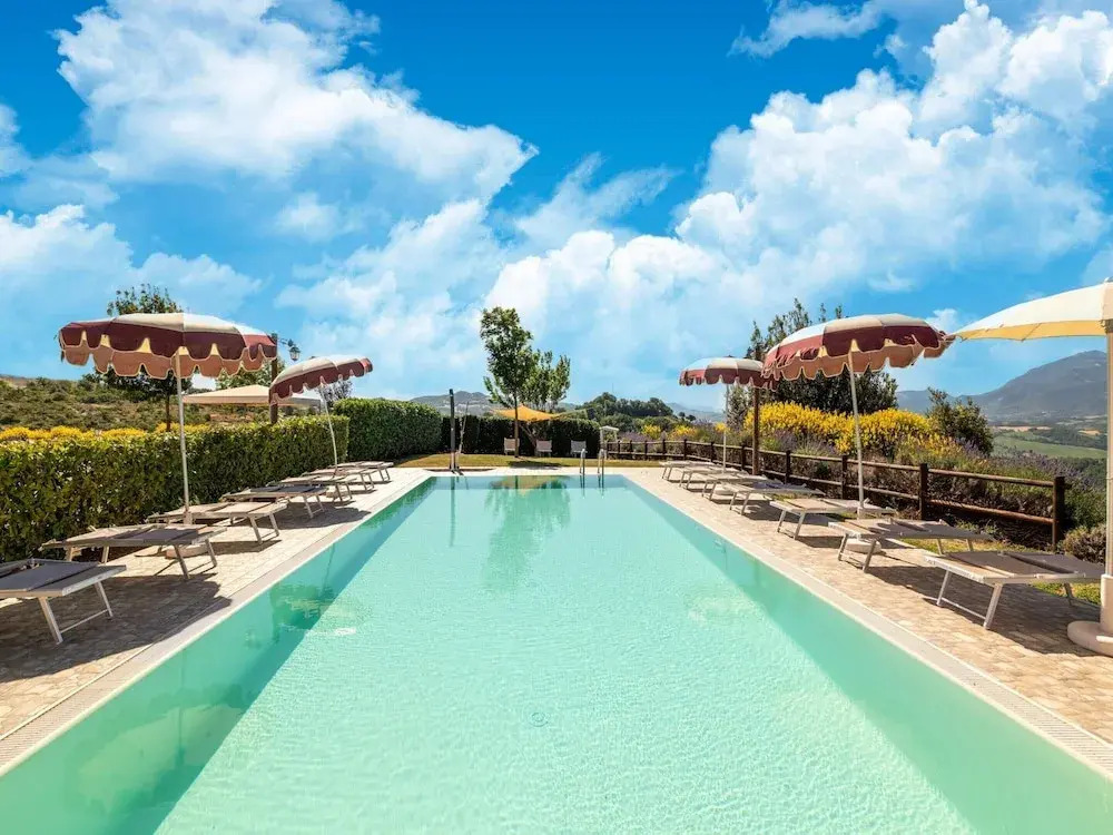 Italian Farmhouse With Pool