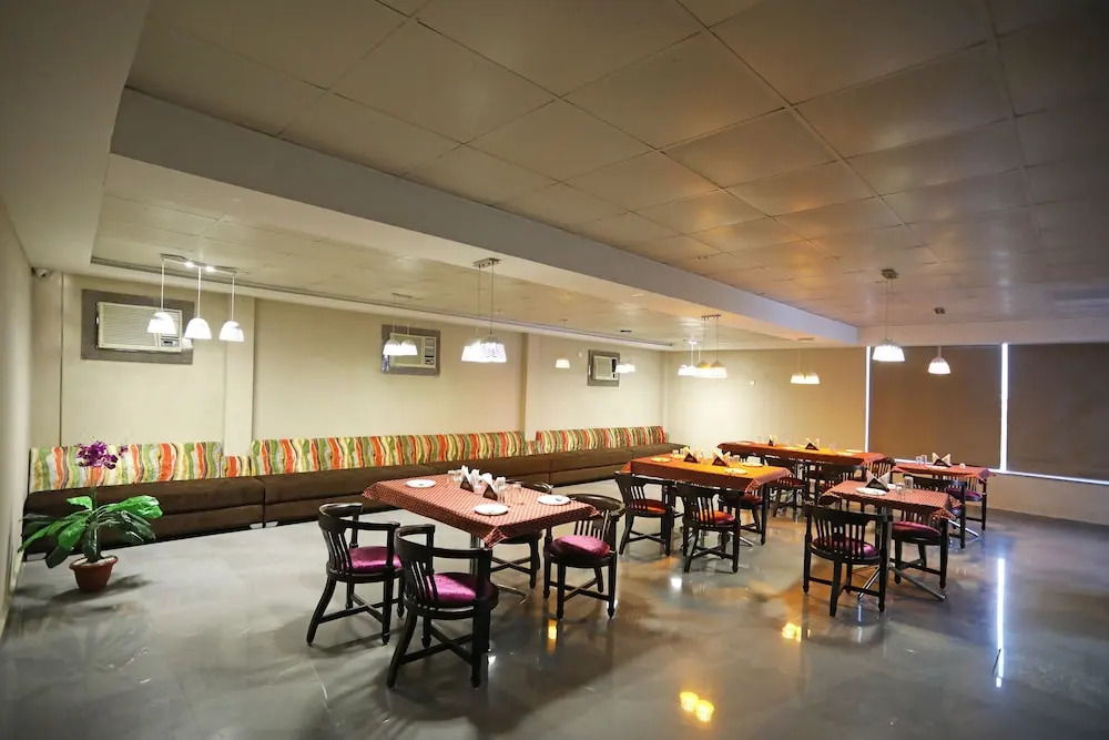 Hotel Dhola Maru
