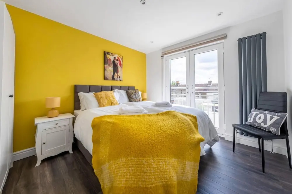 Superb 3BD Home in the Heart of Southall -sleeps 8