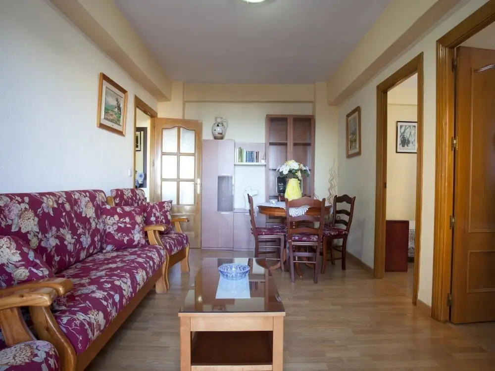 Malaga 101395 3 Bedroom Apartment By Mo Rentals