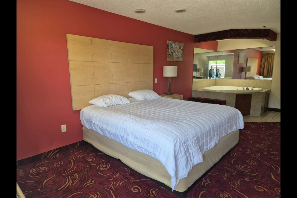 General Bragg Inn & Suites Chickamauga