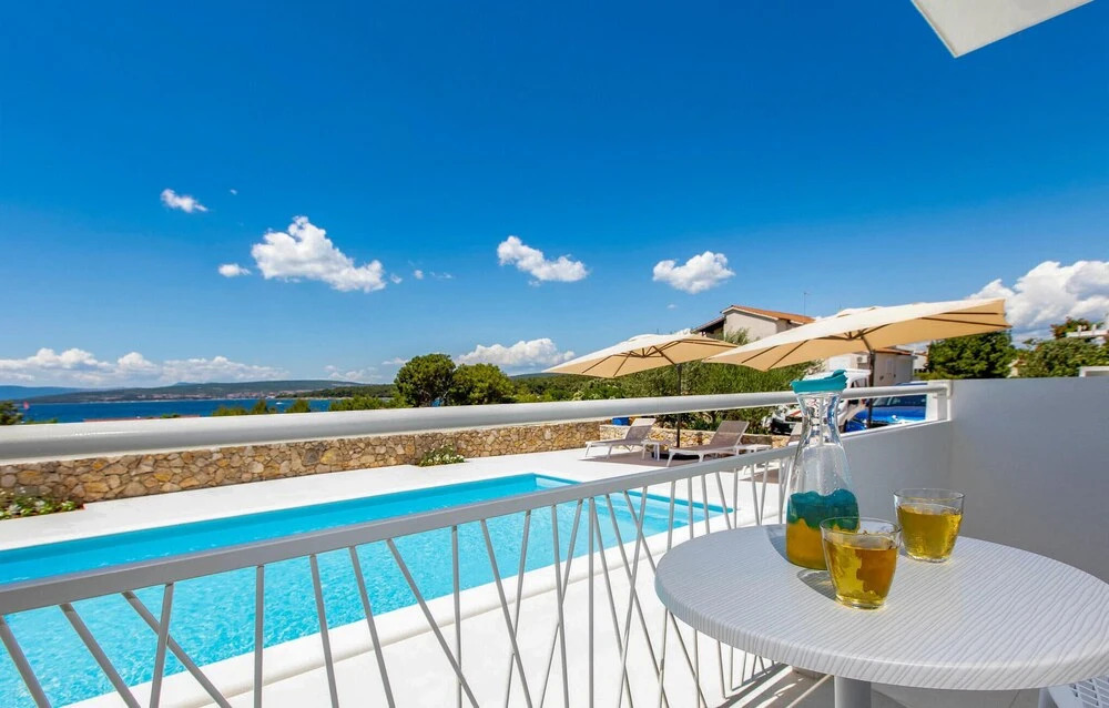 Awesome Home In Punat