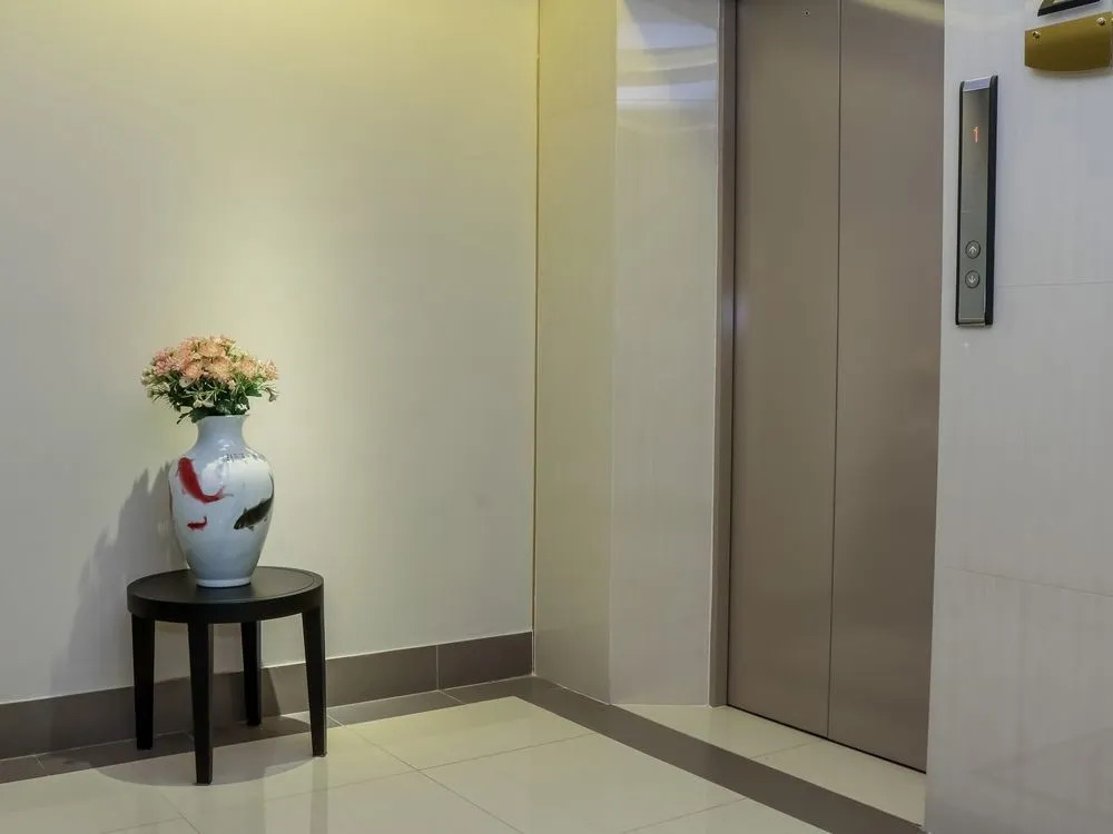 Nida Rooms San Phisuea 88