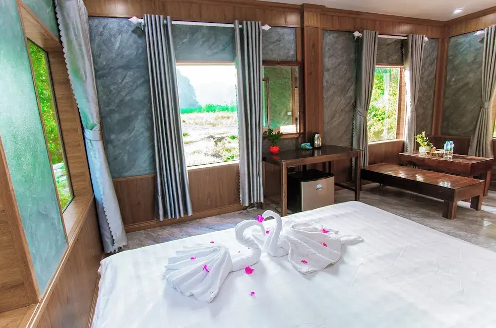 Trang An river mountain ecolodge Ninh Binh