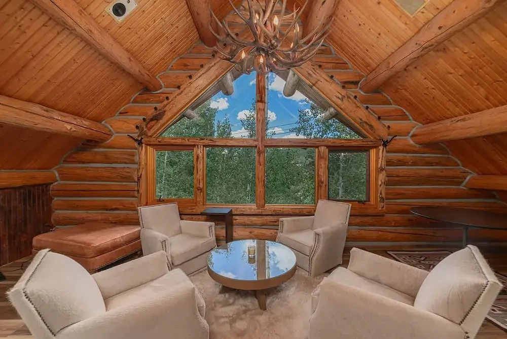 Absolutely Amazing Slopeside Mountain Lodge With spa