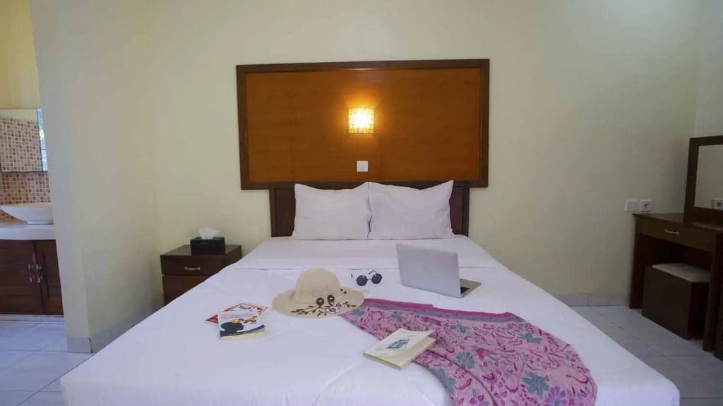 OYO 3910 Teges Inn