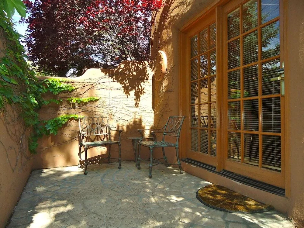 Inn on the Alameda