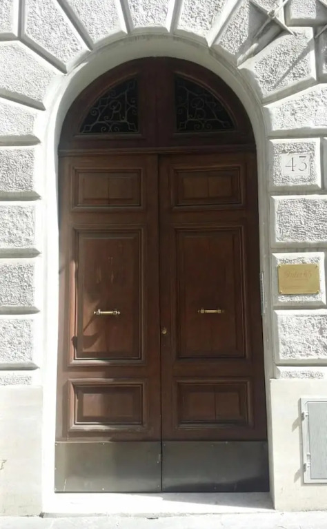Interno 7