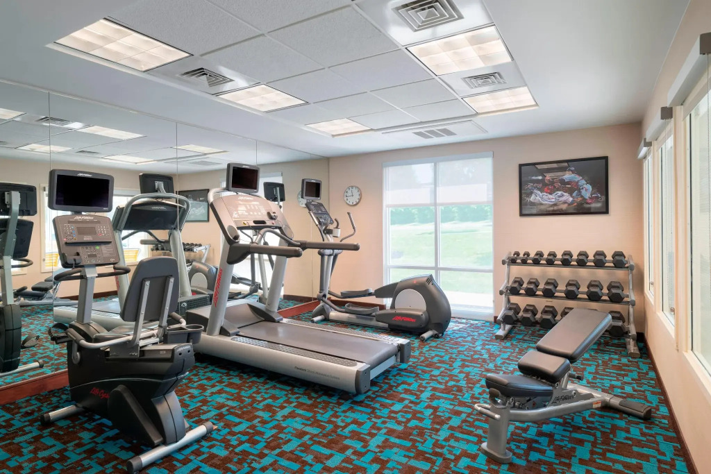 Fairfield Inn & Suites by Marriott State College