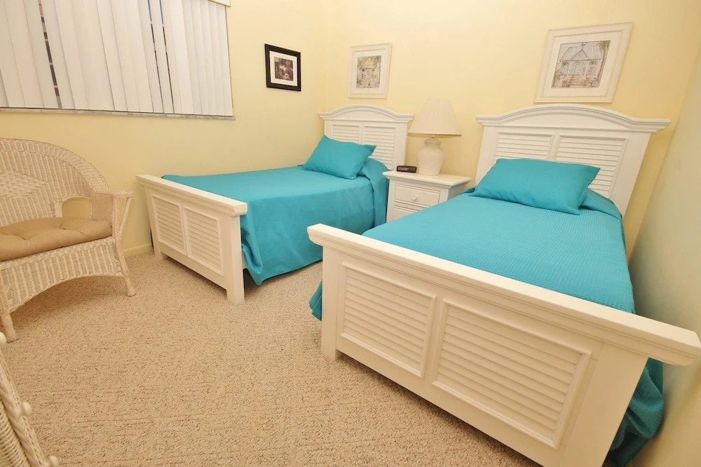 Sea Coast Gardens II 411 Apartment 2