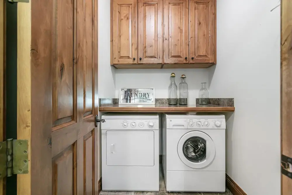 Grand Lodge - Four Bedroom #405 - Ski-in/ski-out 4 Condo