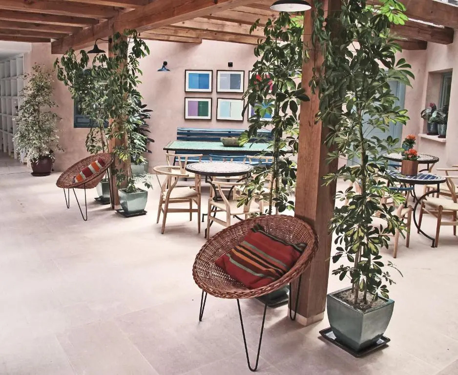 Hotel Ayllon