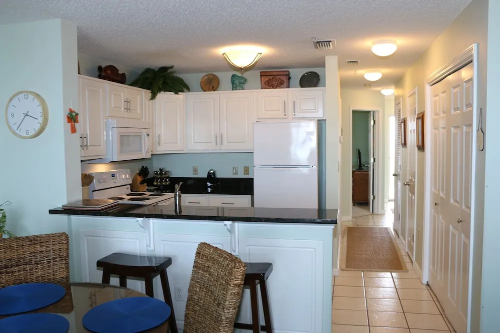 Dunes #701 - 2 Br Condo