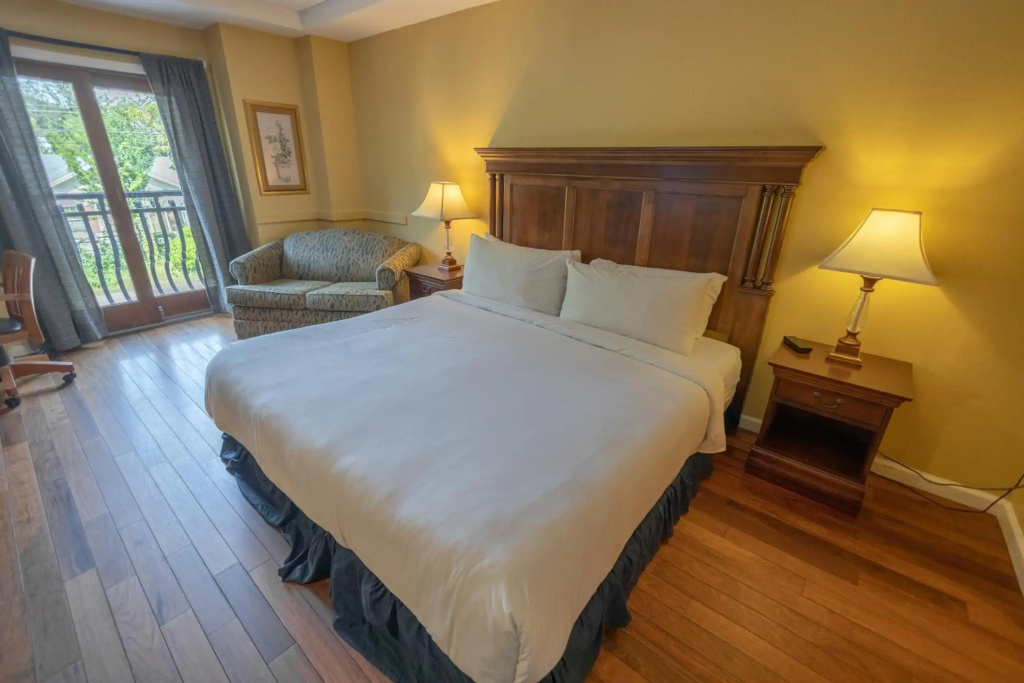 Ocean Inn & Suites