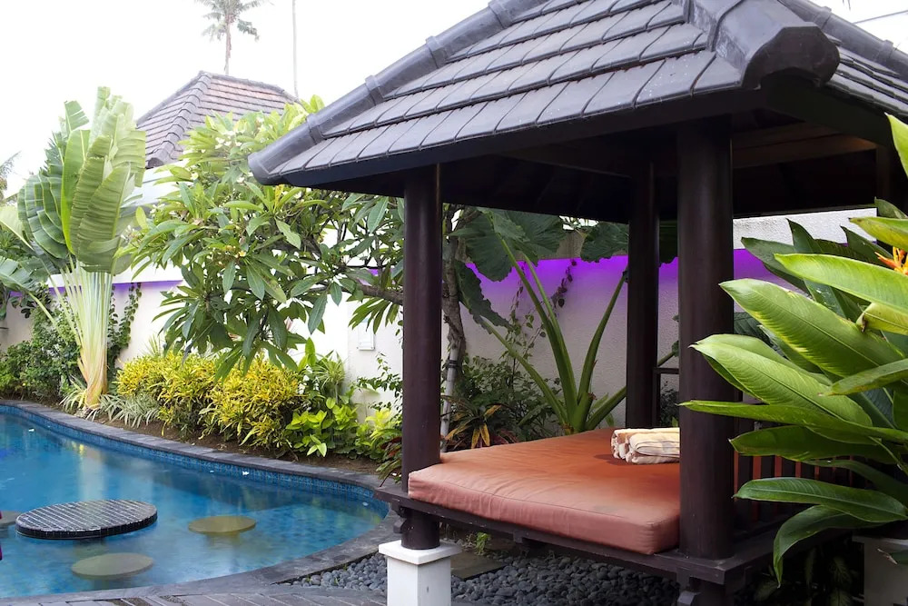 D And G Villas