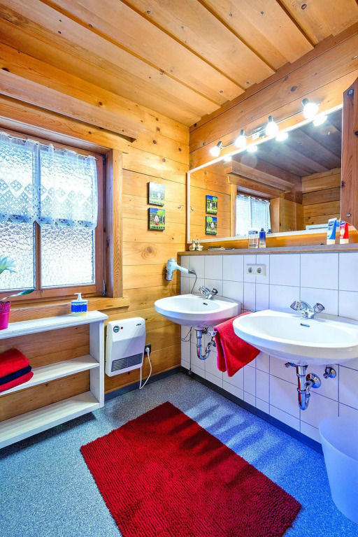 In Eben Im Pongau With 2 Bedrooms And 1 Bathrooms