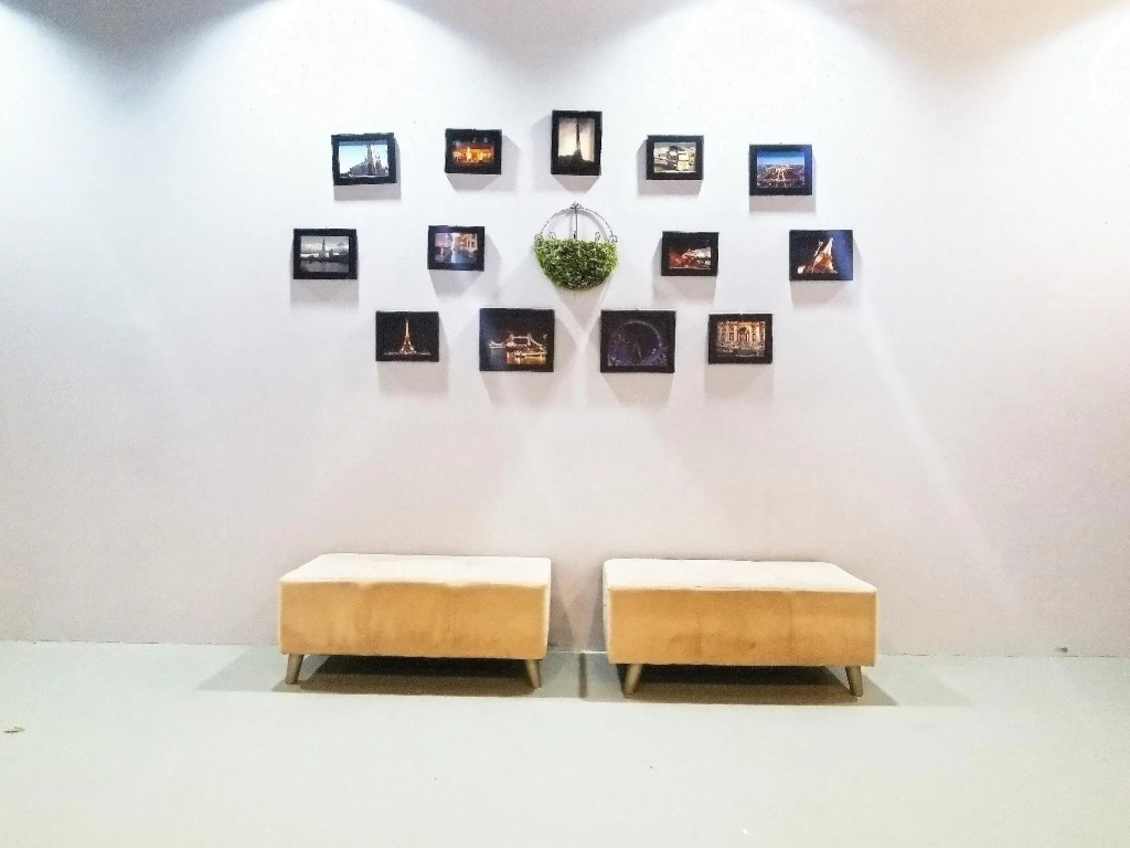 OYO 89398 Doorbellz