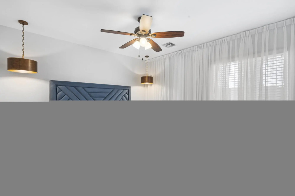 The Scott With Heated Pool by Homeslice Stays