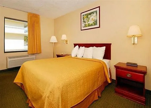 Rodeway Inn